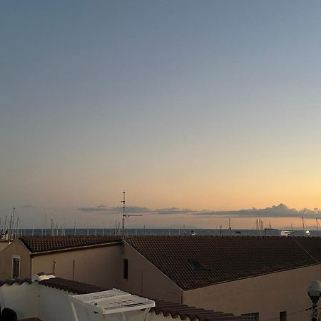 Hotel Moncici House Porto Torres Exterior foto