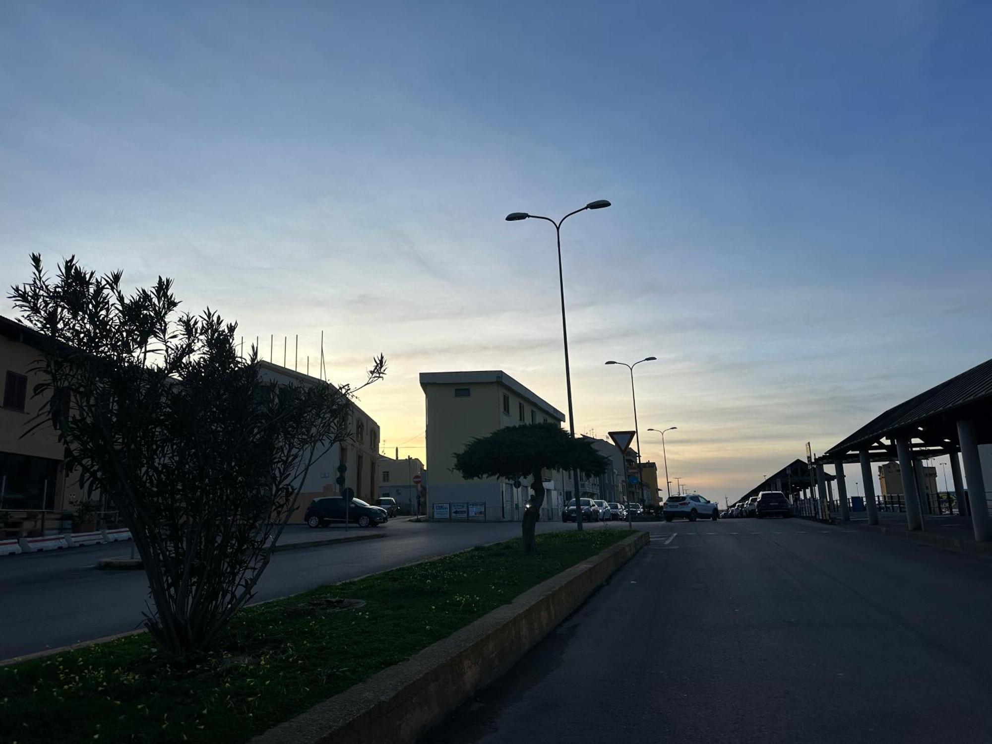 Hotel Moncici House Porto Torres Exterior foto